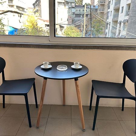 Comfortable Apartment In Center Erywań Zewnętrze zdjęcie