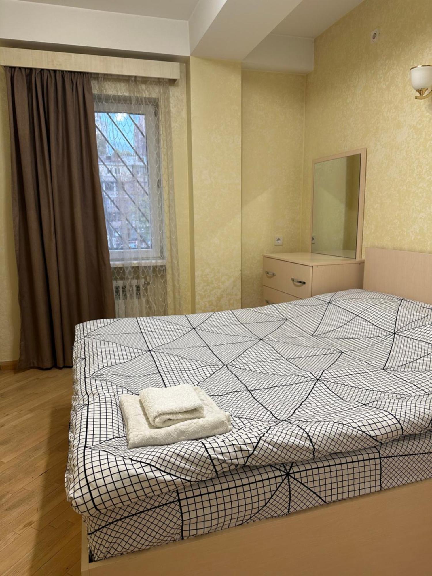 Comfortable Apartment In Center Erywań Zewnętrze zdjęcie