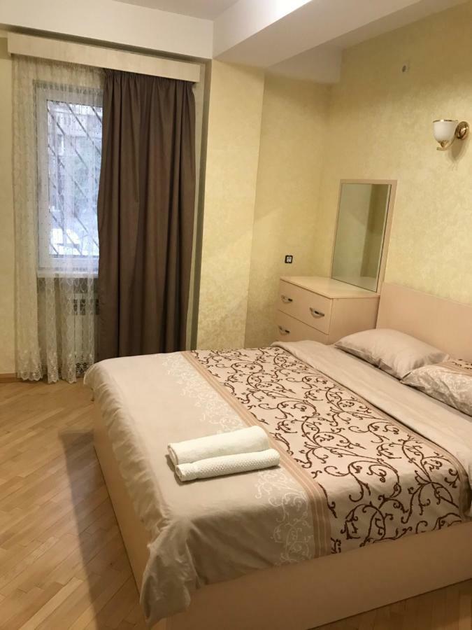 Comfortable Apartment In Center Erywań Zewnętrze zdjęcie
